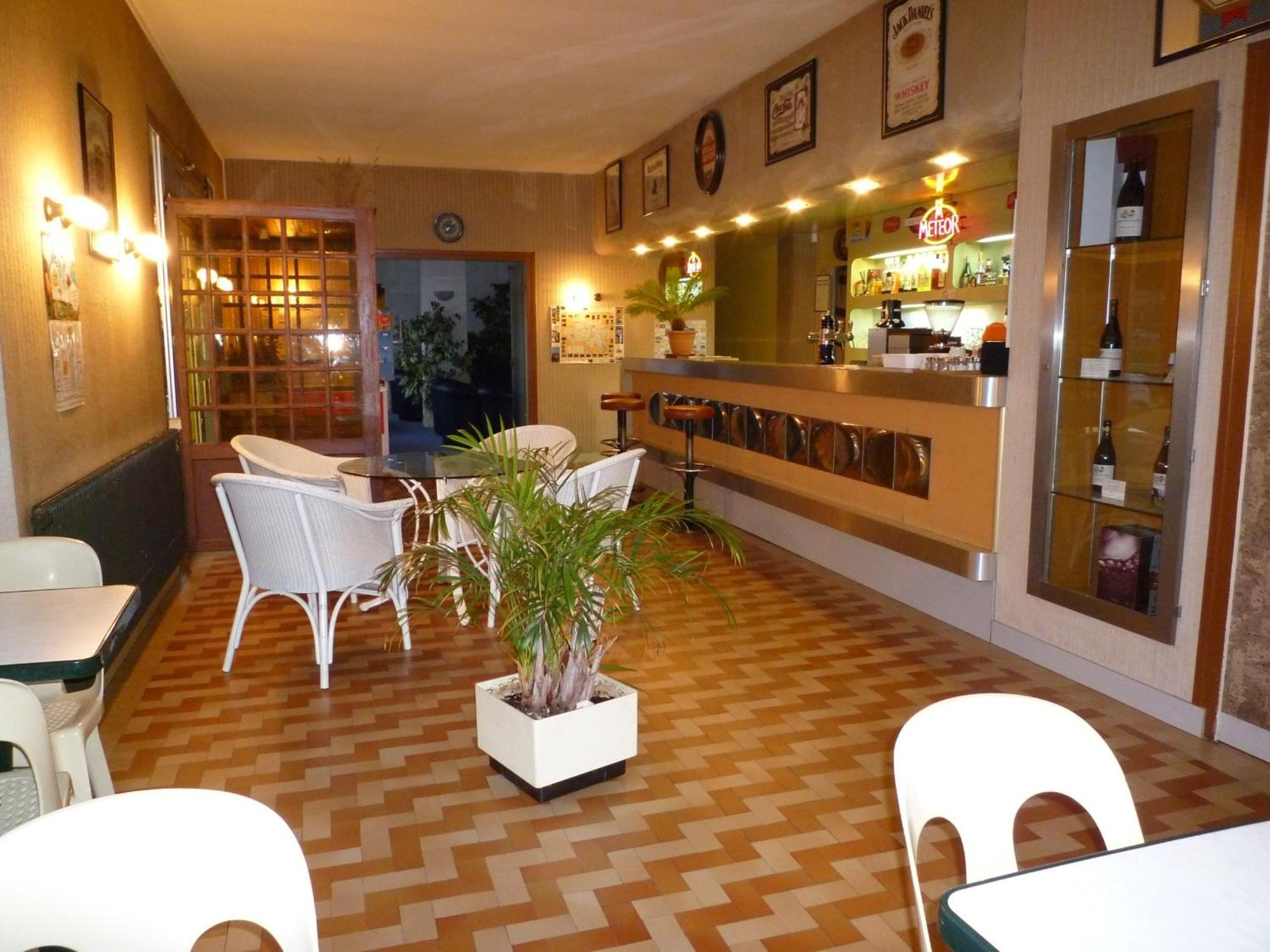 Le Relais De La Route Bleue Hotell Saint-Loup  Eksteriør bilde