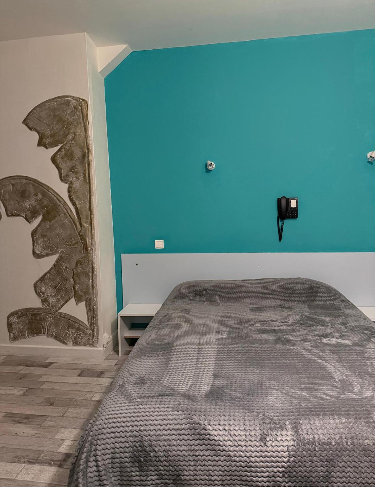 Le Relais De La Route Bleue Hotell Saint-Loup  Eksteriør bilde