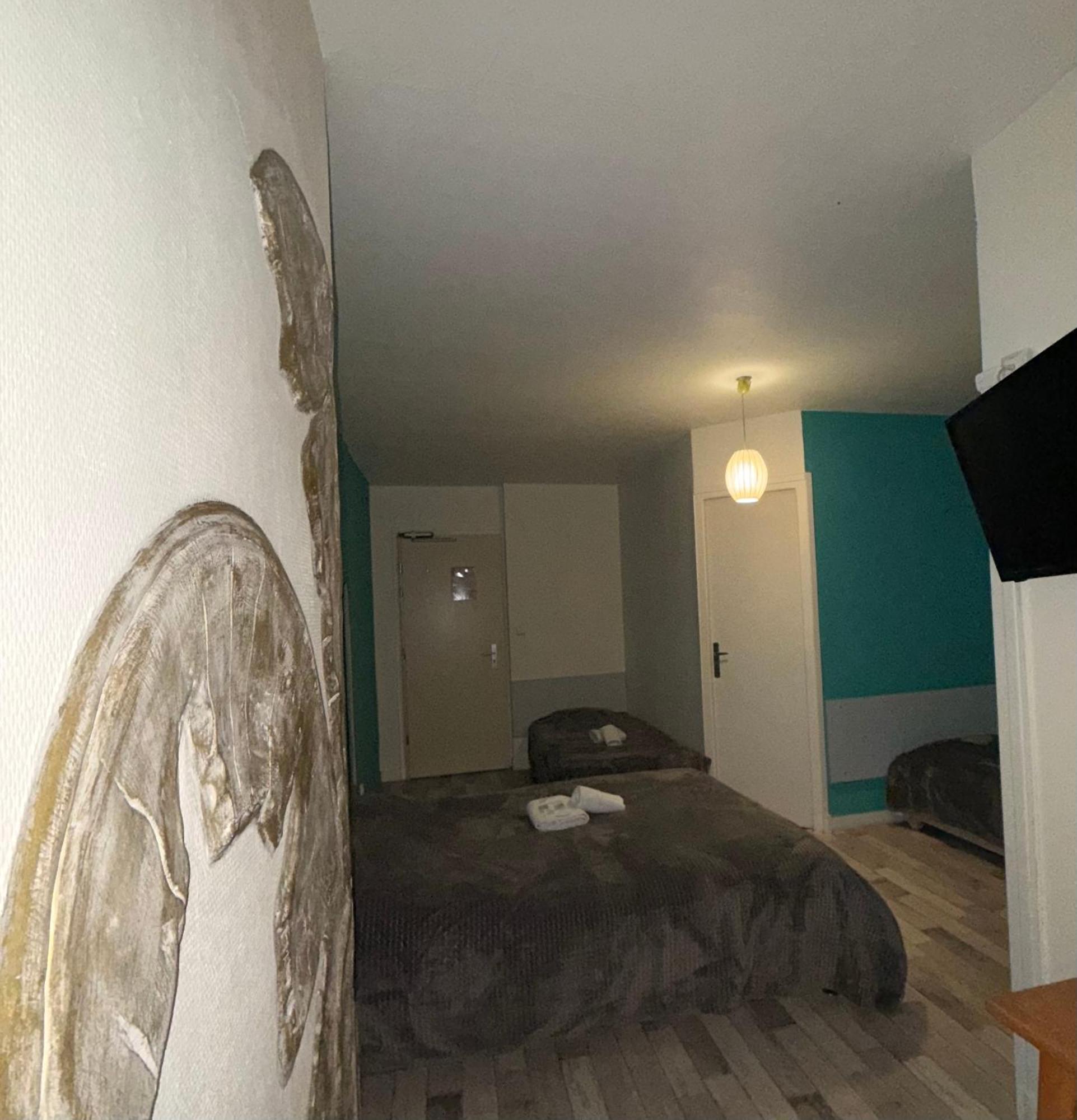 Le Relais De La Route Bleue Hotell Saint-Loup  Eksteriør bilde